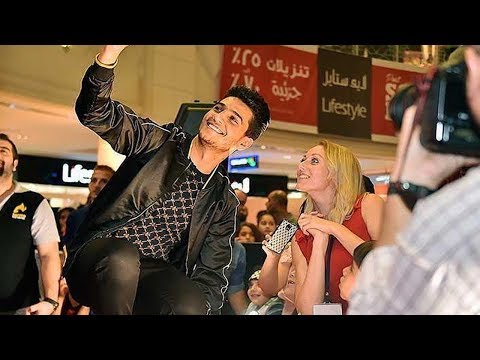 شاهد رد فعل محمد عساف لفتاة طلبت سيلفي معه