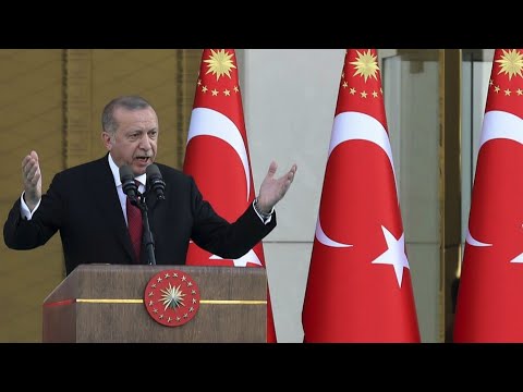 شاهدأردوغان يحذّر واشنطن ويهدد بالبحث عن أصدقاء وحلفاء جدد لبلاده