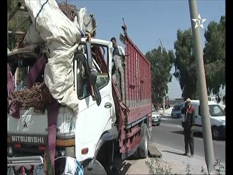 شاهد حادث سير مروع وسط الدار البيضاء