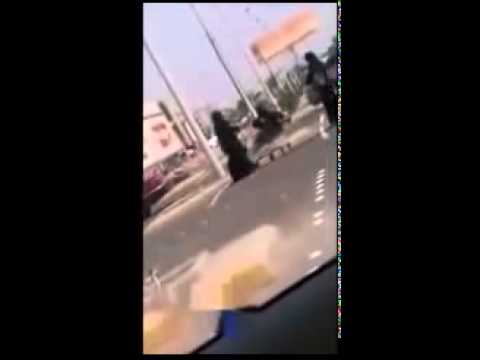 شاهد ماذا فعلت فتيات سعوديات لجذب أنظار الشباب