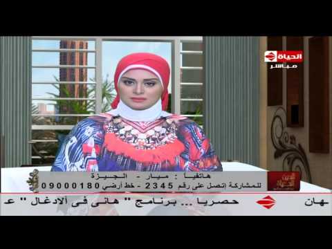 شاهد متصلة تبكي على الهواء بسبب خصومة مع والدتها