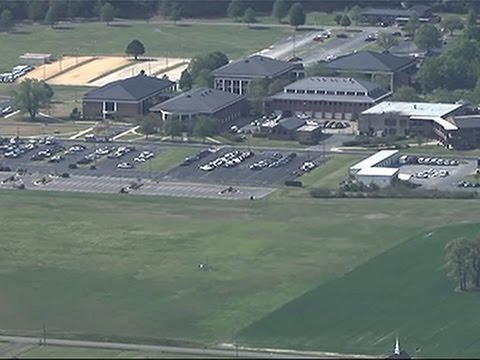 shooting prompts north carolina campus lockdown