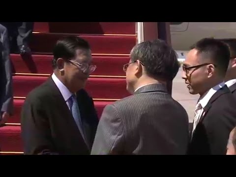 cambodian pm hun sen arrives in beijing