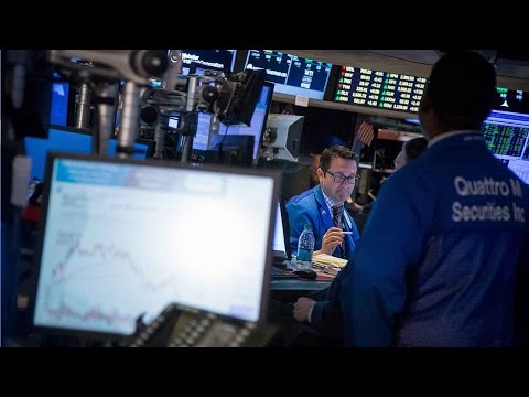 us stocks tumble amid political uproar over