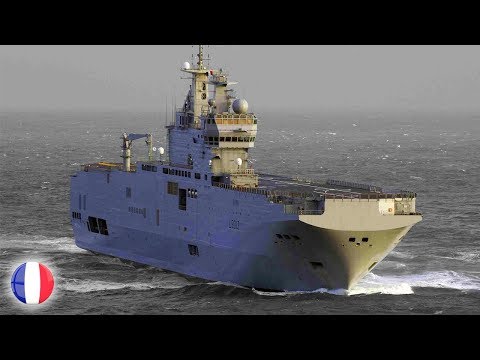 the super amphibious assault ship of french navy