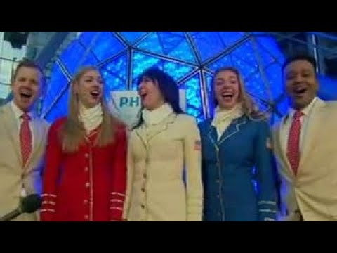 uso troupe performs patriotic medley in times square