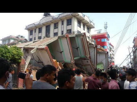 another big earthquake hits nepal