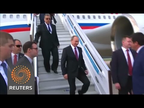 putin arrives in turkey