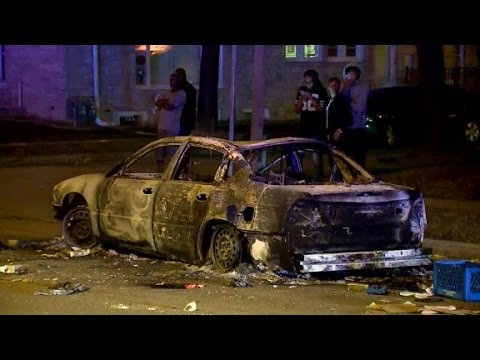 violence erupts in milwaukee after police shooting