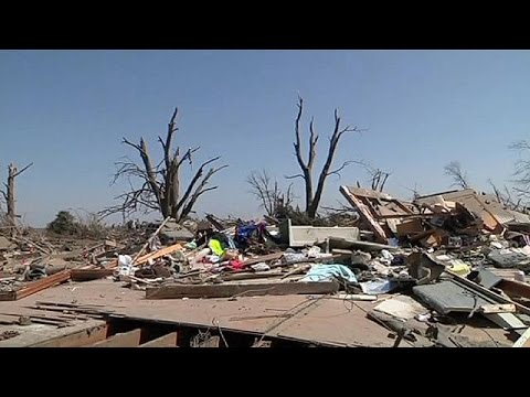 us midwest surveys damage after tornadoes