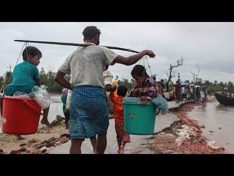 myanmar government providing aid