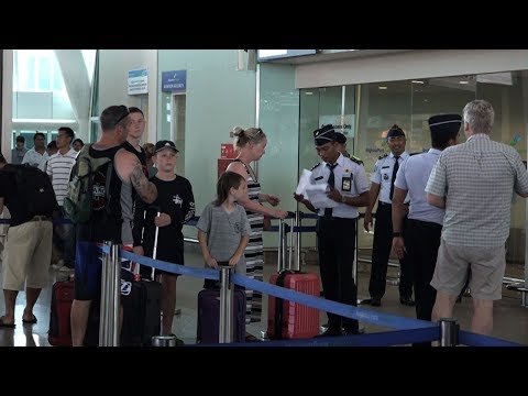 thousands head home from bali