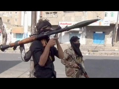 fighting continues to rage in yemen