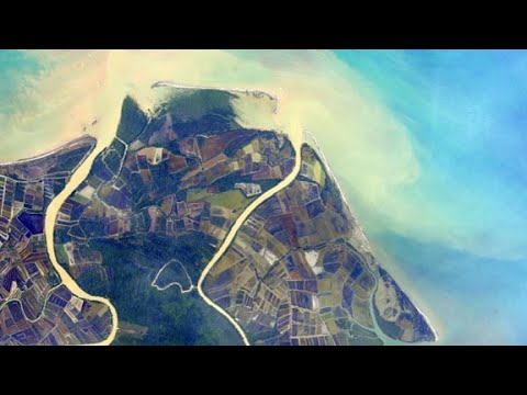 stunning images of earth snapped by astronaut