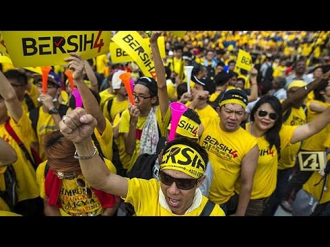 protesters demand resignation of pm najib razak